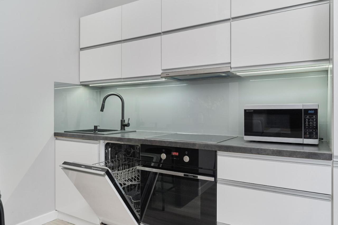 Odra Tower With Free Garage By Renters Apartment *