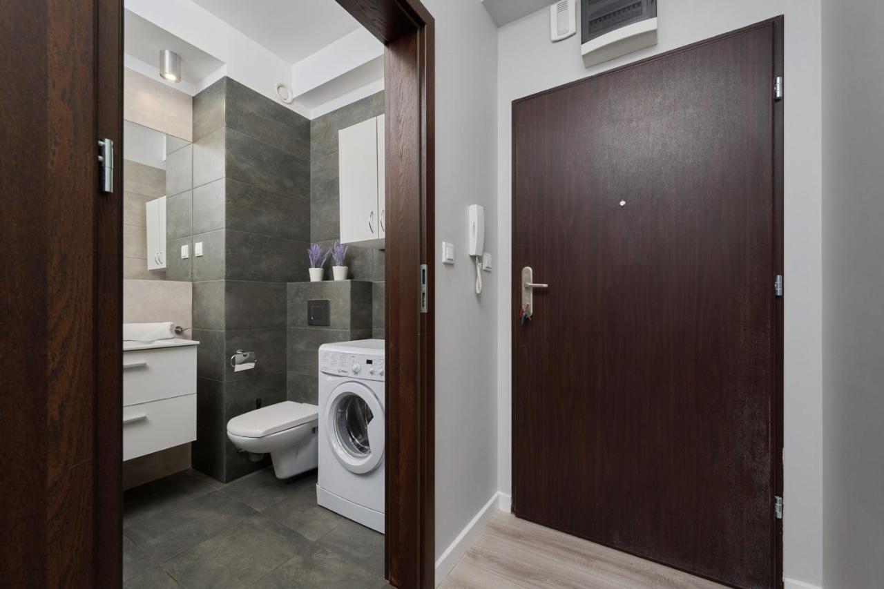 Odra Tower With Free Garage By Renters Apartment *