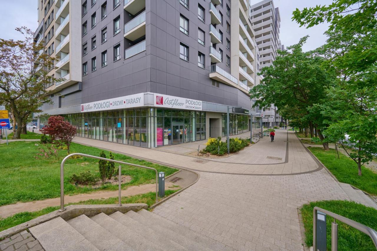 Odra Tower With Free Garage By Renters *