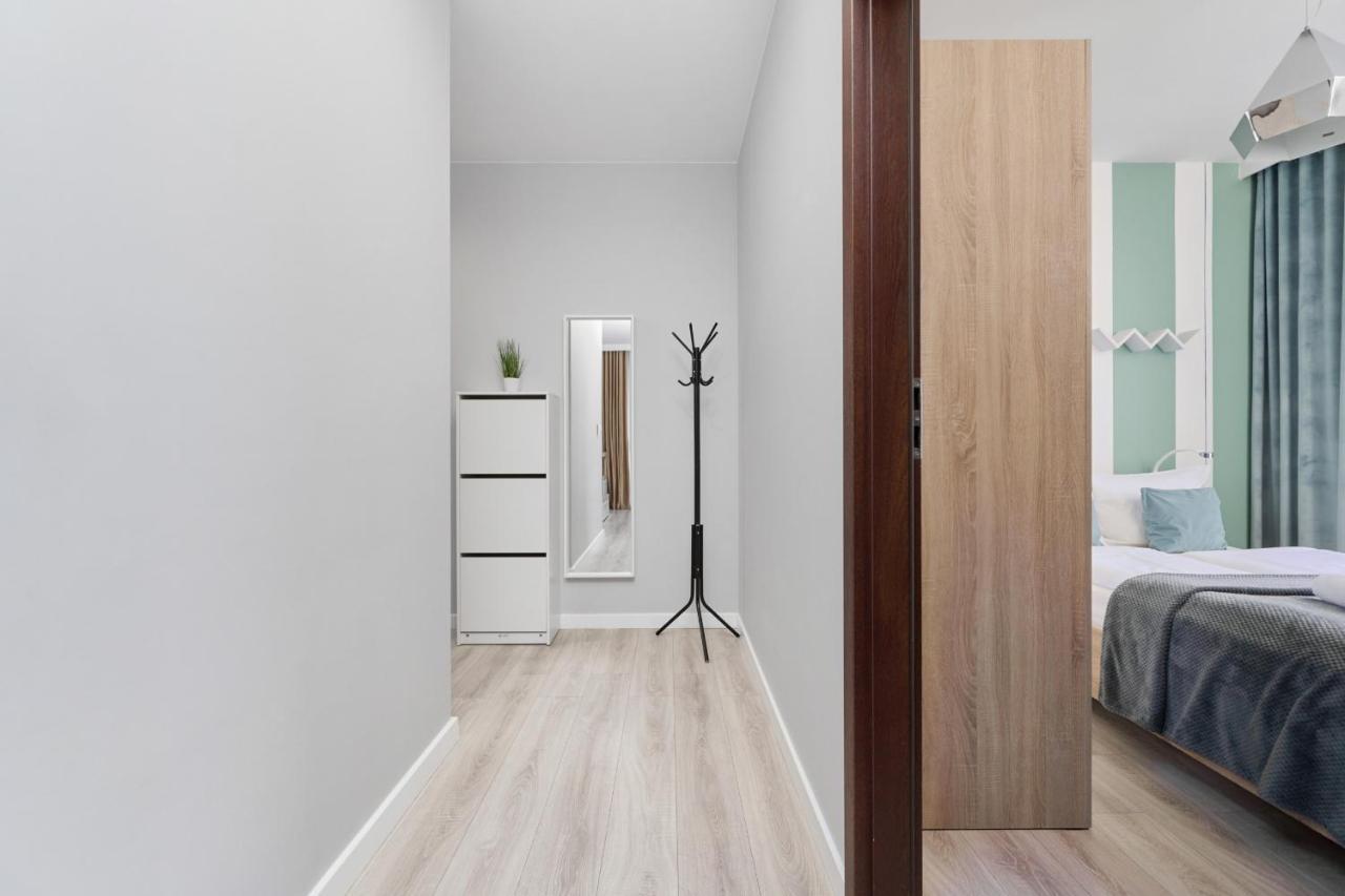 Odra Tower With Free Garage By Renters Apartment