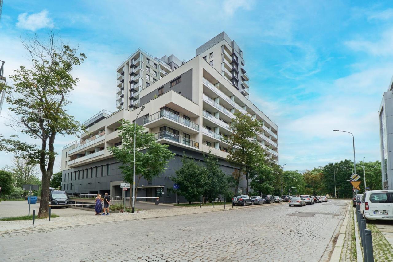 Odra Tower With Free Garage By Renters Apartment *